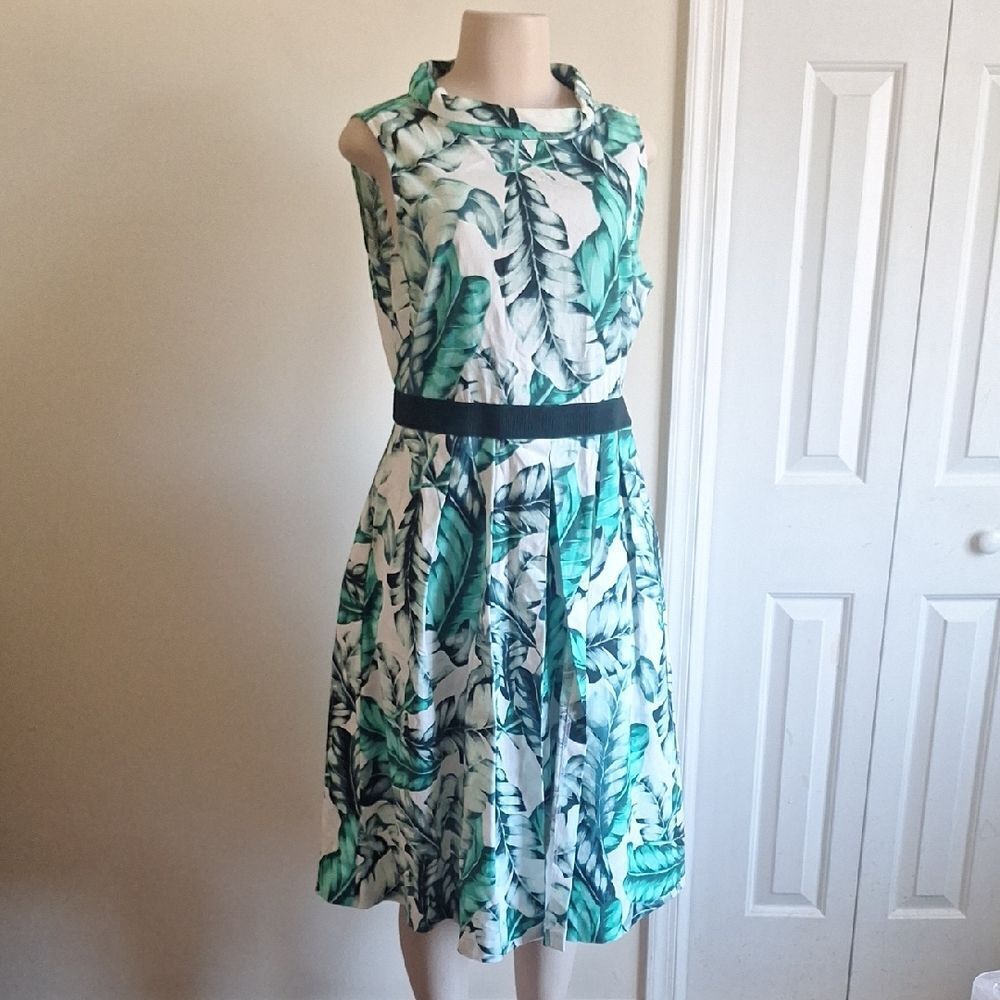 New York & Company Eva Mendes Dress Cape Skirt Pleated Green Palm Leaves Size L